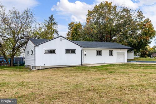 745 Holly Ln, Westampton, NJ, 08060-2347 | Card Image