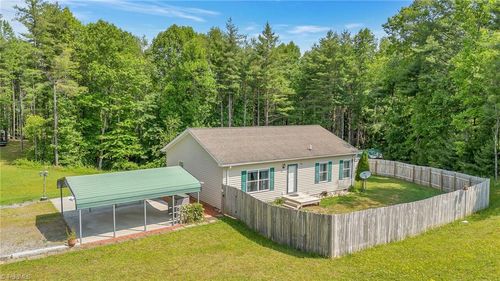 78 Arnies Ln, Sparta, NC, 28675-9658 | Card Image