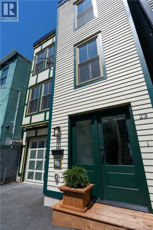 23 Harding St, Saint John, NB, E2L1T5 | Card Image