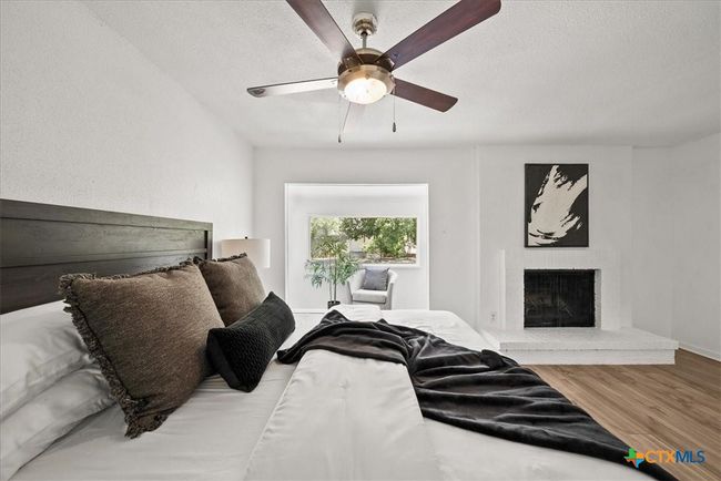 9206 Flickering Shadow Dr, Townhouse with 3 bedrooms, 3 bathrooms and null parking in Dallas TX | Image 13