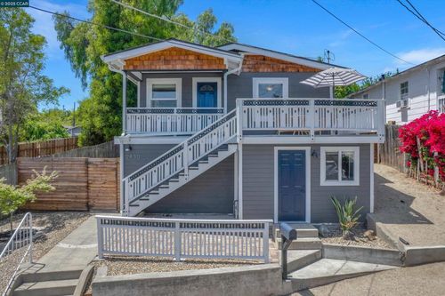 2430 Orchard Ln, Martinez, CA, 94553-2824 | Card Image