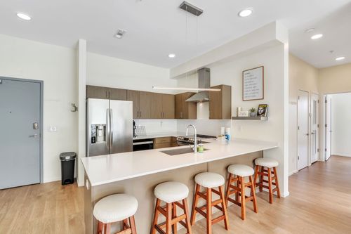 207-920 South St, Nashville, TN, 37203-5728 | Card Image