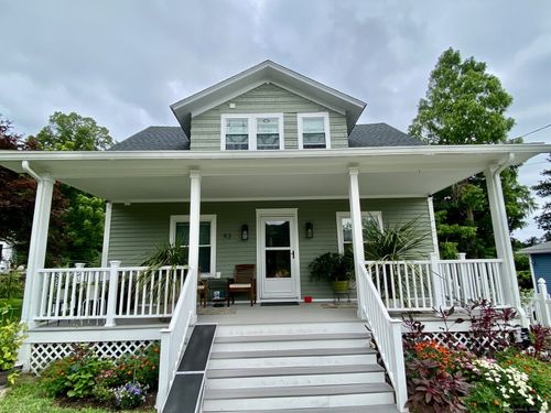 93 Shelton Ave, Shelton, CT, 06484-6044 | Card Image