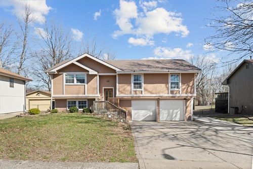 22 Nw 101st Pl, Kansas City, MO, 64155-1768 | Card Image