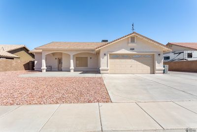 11639 S Prescott Ave, House other with 2 bedrooms, 1 bathrooms and null parking in Yuma AZ | Image 1