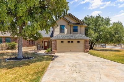 3804 Sage Court, House other with 3 bedrooms, 2 bathrooms and null parking in Granbury TX | Image 3