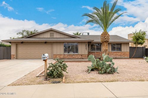 2041 E Radcliffe Dr, Tempe, AZ, 85283-2421 | Card Image