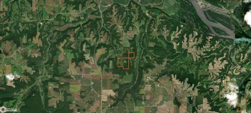 38346 Cherry Valley Rd, Guttenberg, IA, 52052-8176 | Card Image