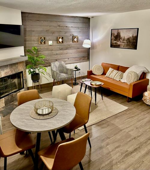 812-18575 Sw Century Dr, Bend, OR, 97702-1950 | Card Image