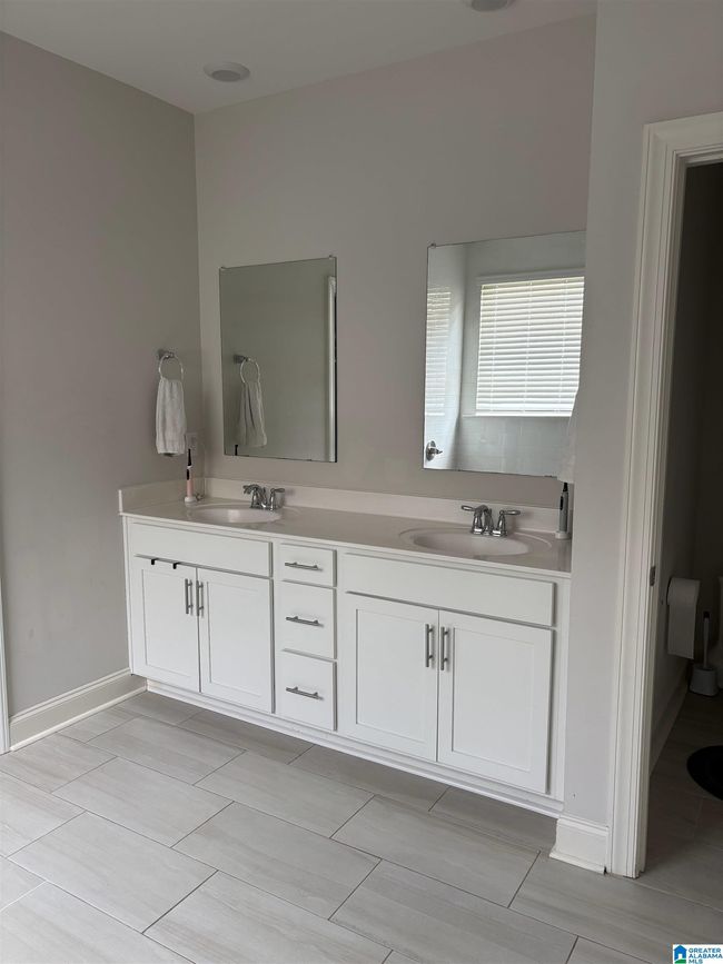 6490 Winslow Parc Ln, House other with 4 bedrooms, 4 bathrooms and null parking in TRUSSVILLE AL | Image 15