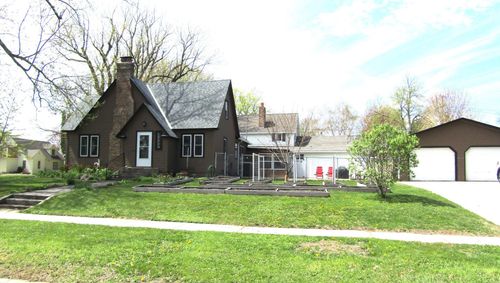 141 Summit Ave, Montevideo, MN, 56265-1517 | Card Image