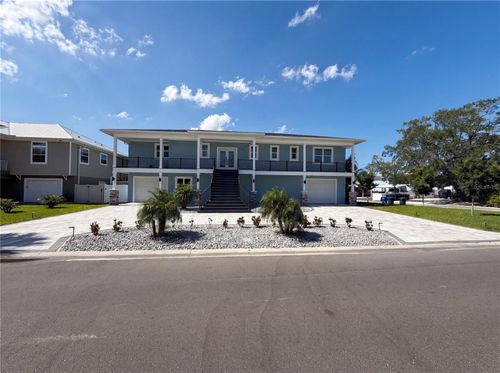 83 Palm Blvd, DUNEDIN, FL, 34698-2563 | Card Image