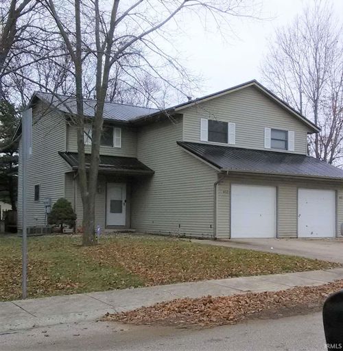 402 S Village Ct, Bloomington, IN, 47403-1701 | Card Image