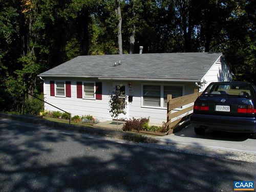 a-2222 Center Ave, CHARLOTTESVILLE, VA, 22903-3602 | Card Image