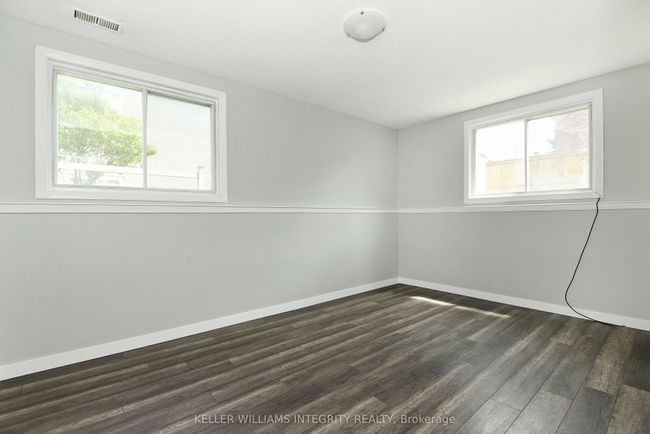 384 Tremblay Rd, Home with 5 bedrooms, 2 bathrooms and 6 parking in Ottawa ON | Image 20