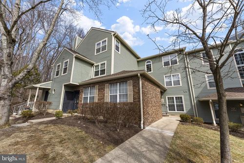 6151 Cedar Ct, MONMOUTH JUNCTION, NJ, 08852-2137 | Card Image