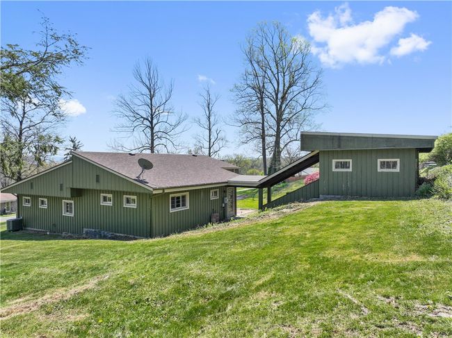104 Mountain View Hts, House other with 2 bedrooms, 2 bathrooms and 1 parking in Greensburg PA | Image 5