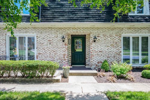 3-106-4501 N Wheeling Ave, Muncie, IN, 47304-1218 | Card Image