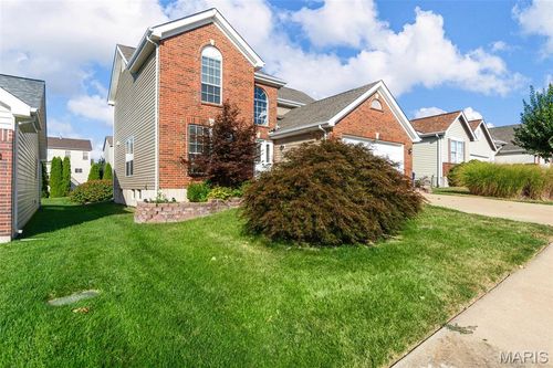 141 Behlmann Meadows Way, Florissant, MO, 63034-2864 | Card Image