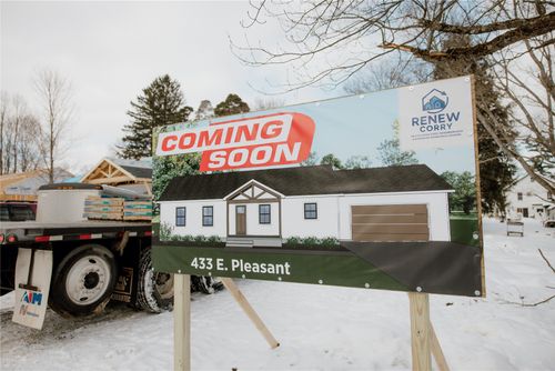 433 E Pleasant St, Corry, PA, 16407-2243 | Card Image