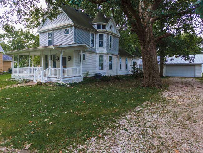 404 E Vermillion St, Home with 4 bedrooms, 1 bathrooms and null parking in Odell IL | Image 5