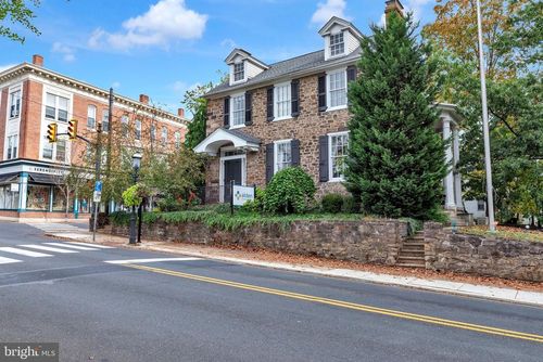 43 S Main St, DOYLESTOWN, PA, 18901-4640 | Card Image