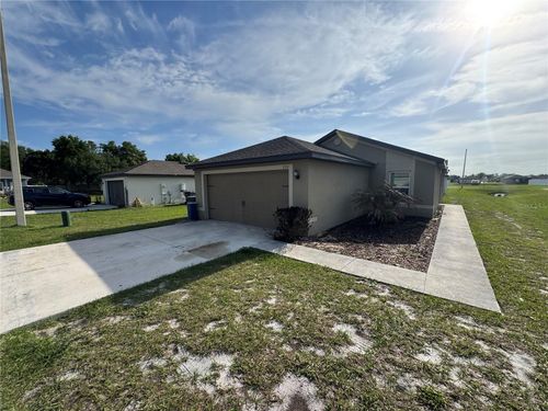233 Kensington View Blvd, WINTER HAVEN, FL, 33880-4805 | Card Image