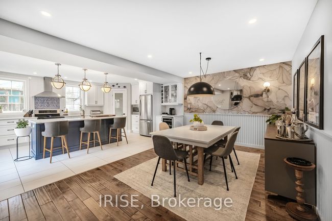 109 Thomas St, House other with 4 bedrooms, 3 bathrooms and 4 parking in Cambridge ON | Image 8