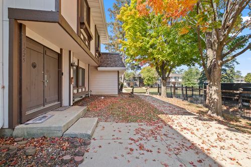1225 Court C, Hanover Park, IL, 60133-5505 | Card Image