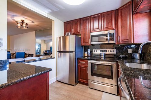 apt-105-9355 8th St, Boca Raton, FL, 33428-6874 | Card Image