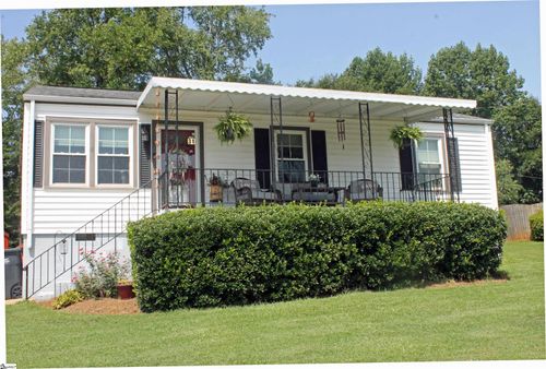 31 Racine Ct, Greenville, SC, 29617-1717 | Card Image