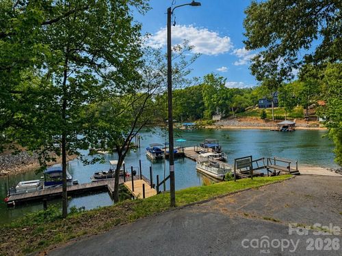 125 Mimosa Rd, Statesville, NC, 28677-2003 | Card Image