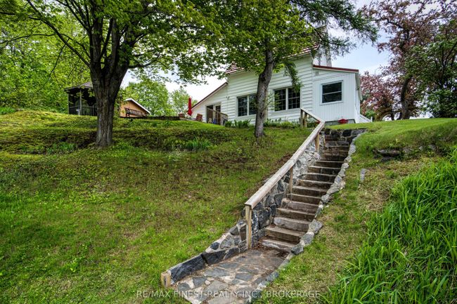 14064 County Rd 38, House other with 3 bedrooms, 2 bathrooms and 5 parking in Sharbot Lake ON | Image 34