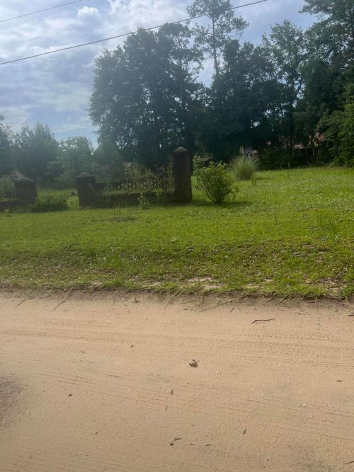 189 Capers Rd, Walterboro, SC, 29488-9182 | Card Image