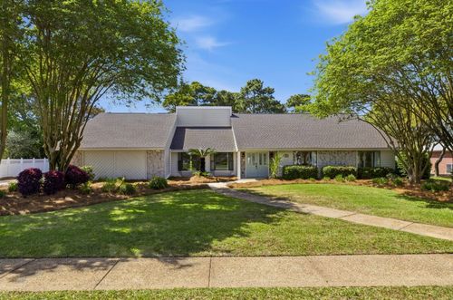 47 Country Club Dr E, Destin, FL, 32541-4403 | Card Image