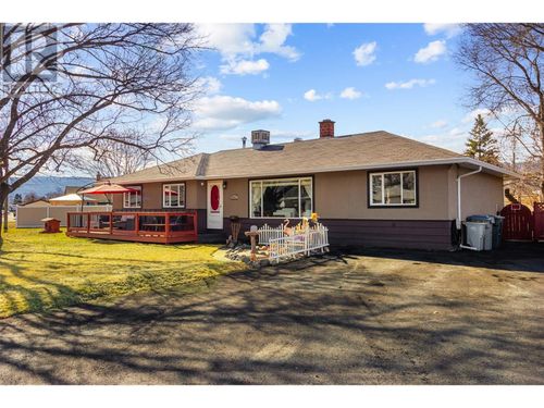 601 Regina Ave, Kamloops, BC, V2B1N6 | Card Image