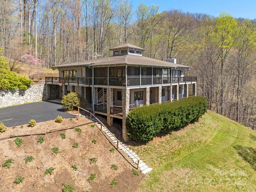 445 Country Club Dr, Canton, NC, 28716-5639 | Card Image