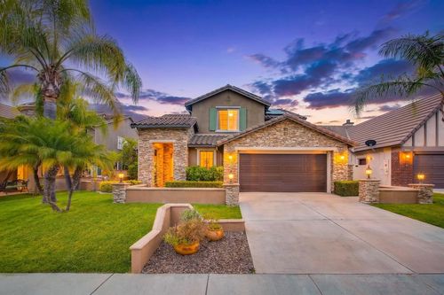 27452 Pinyon St, Murrieta, CA, 92562-4385 | Card Image