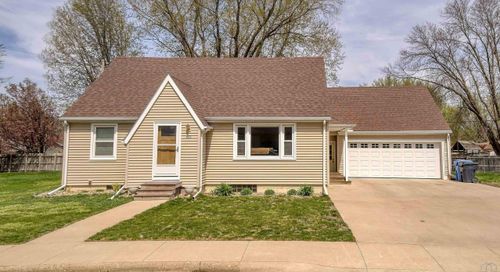 435 N Lynn Dr, LeMars, IA, 51031 | Card Image