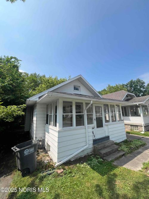 1815 Berdan Ave, Toledo, OH, 43613-4611 | Card Image