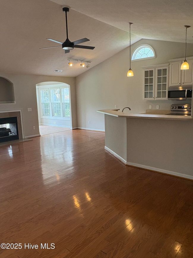 121 Mulberry Cir, House other with 4 bedrooms, 3 bathrooms and 2 parking in Hampstead NC | Image 7