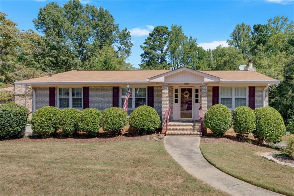 Cottonwood Dr, Marietta, GA 30066