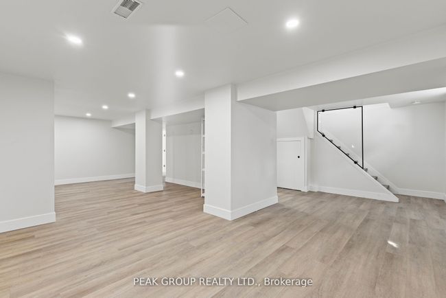 5920 Silverwood Cres, House other with 4 bedrooms, 2 bathrooms and 4 parking in Niagara Falls ON | Image 24