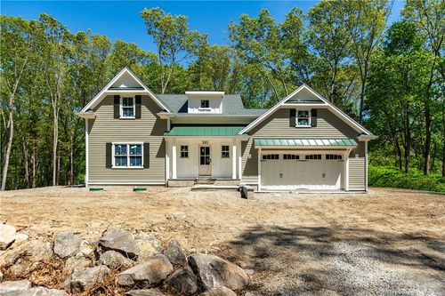 520 Greenbush Rd, East Greenwich, RI, 02818-2058 | Card Image