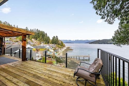 790 Marine Dr, Gibsons, BC, V0N1V1 | Card Image