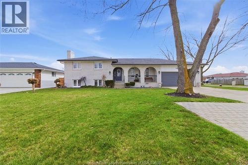 2010 Lesperance Rd, Tecumseh, ON, N8N2N4 | Card Image