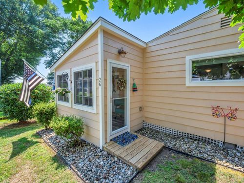 26 North St, Madison, CT, 06443-3470 | Card Image