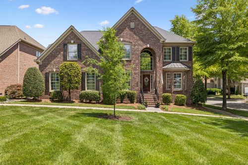 110 Cornerstone Cir, Franklin, TN, 37064-4763 | Card Image