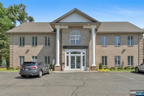 161 Mckinley St, Closter, NJ, 07624-2705 | Card Image