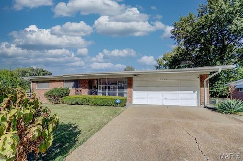 2283 Hudson Rd, Saint Louis, MO, 63136-5658 | Card Image